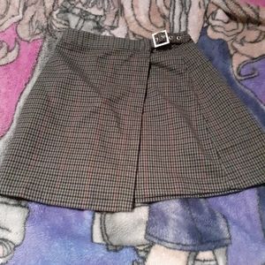 Brandy Melville green plaid skirt 🖤